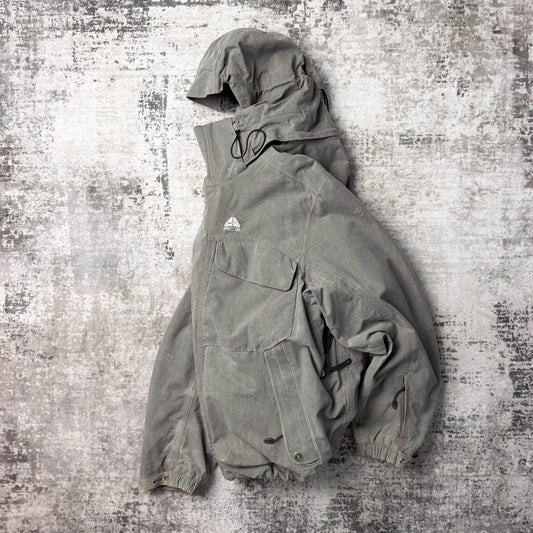 Vintage Nike ACG StormFit Jacket (M)