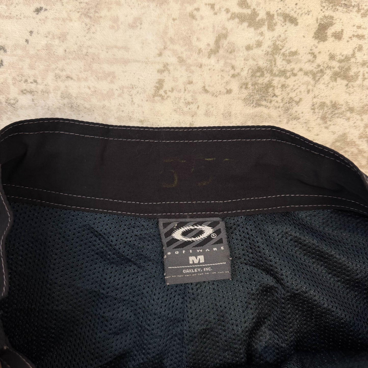 Vintage Oakley Software Technical Cargo Shorts (M)