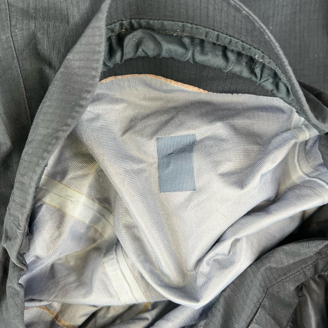 Womens Arc’teryx Fission AR (M)