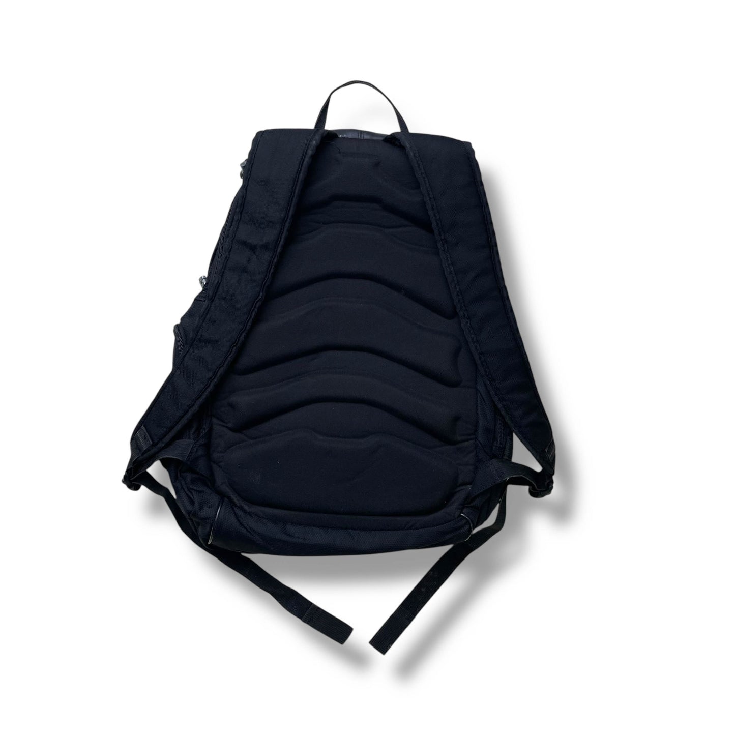 Oakley Bathroom Sink 23 Backpack