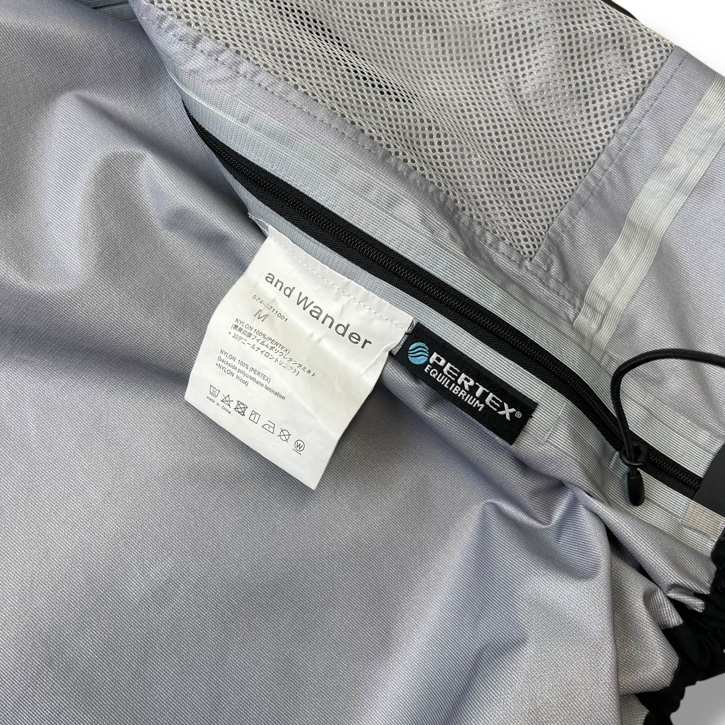 And Wander Pertex Shield Jacket (M)