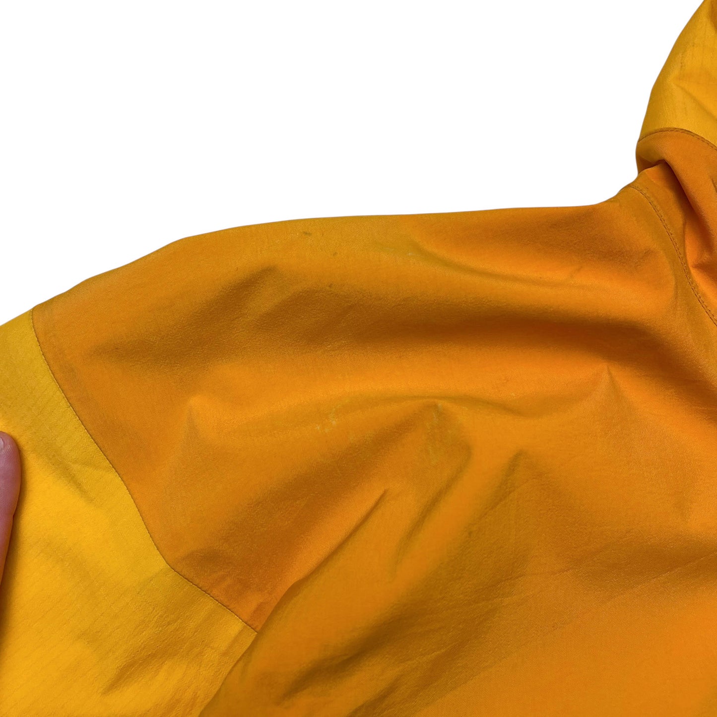 Vintage Arc’teryx Beta AR Gore-tex Shell Jacket (XL)