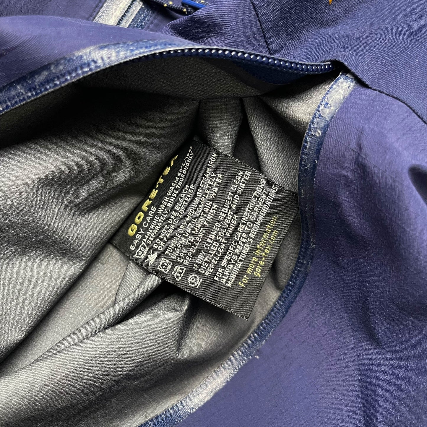 Arc’teryx Theta AR Gore-tex Shell Jacket (L)