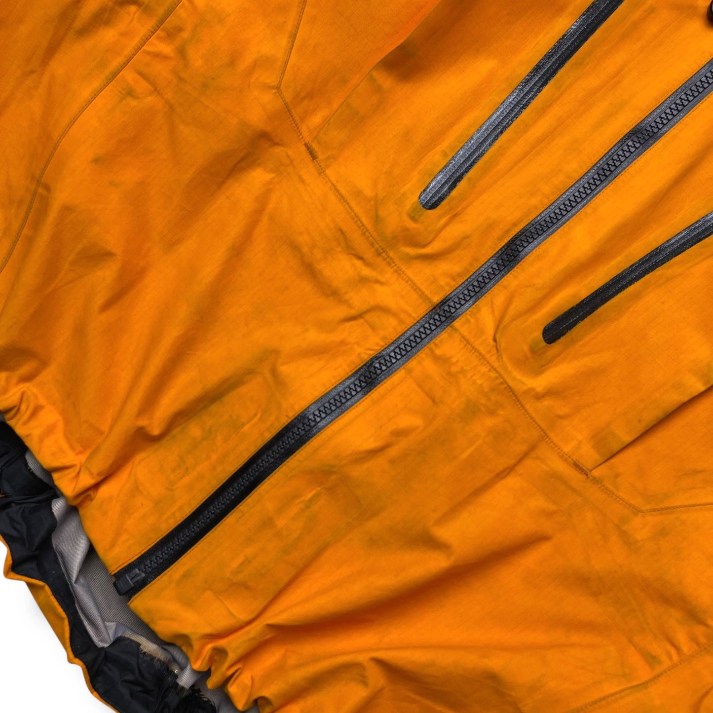 Vintage Arc'teryx Alpha SV Gore-tex Shell Jacket (M)
