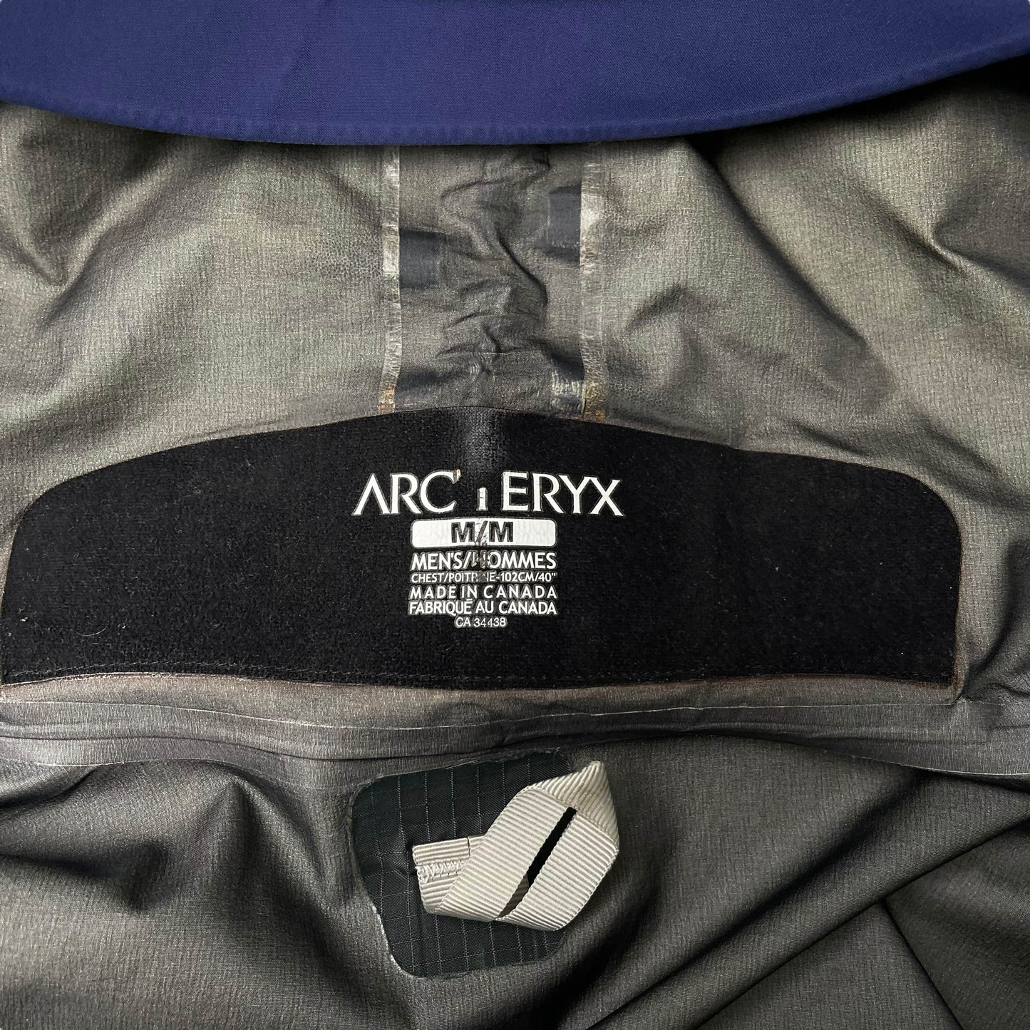 Arc’teryx Alpha SV Gore-Tex Pro Jacket (M)