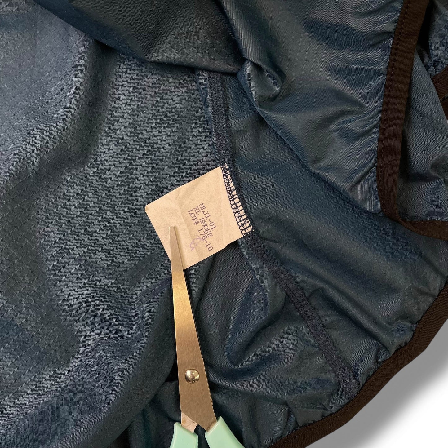 Vintage Arc'teryx Tau LT Jacket (XL)
