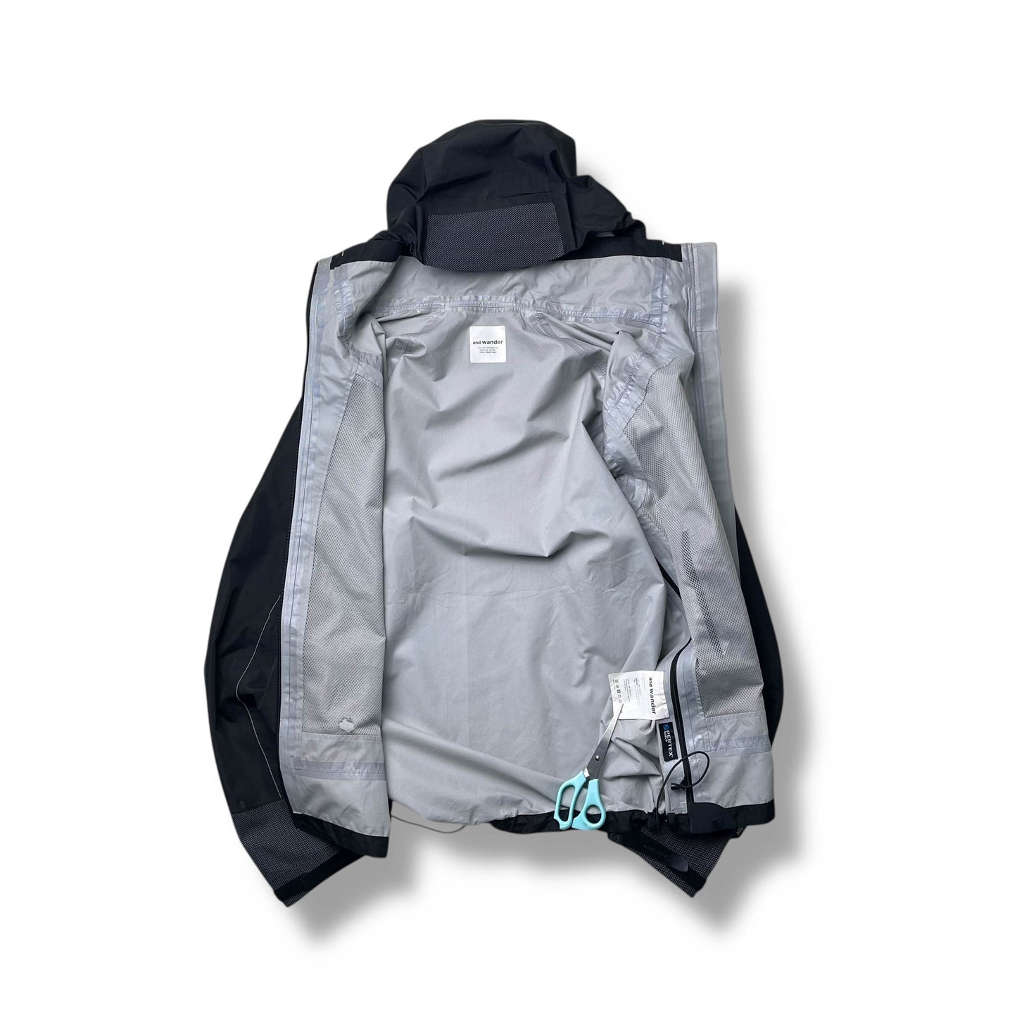 And Wander Pertex Shield Rain Jacket (XL)