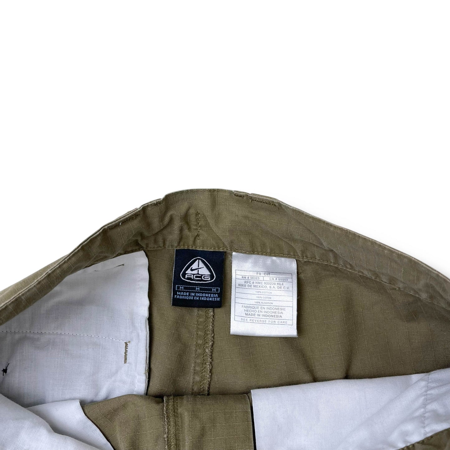 Vintage Nike ACG Cargo Pants (M)