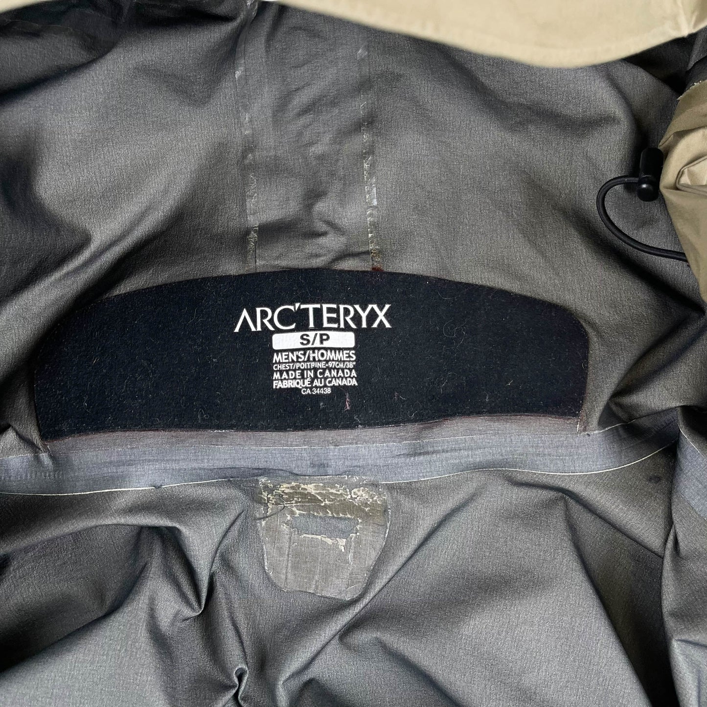 Arc'teryx LEAF Alpha LT (S)