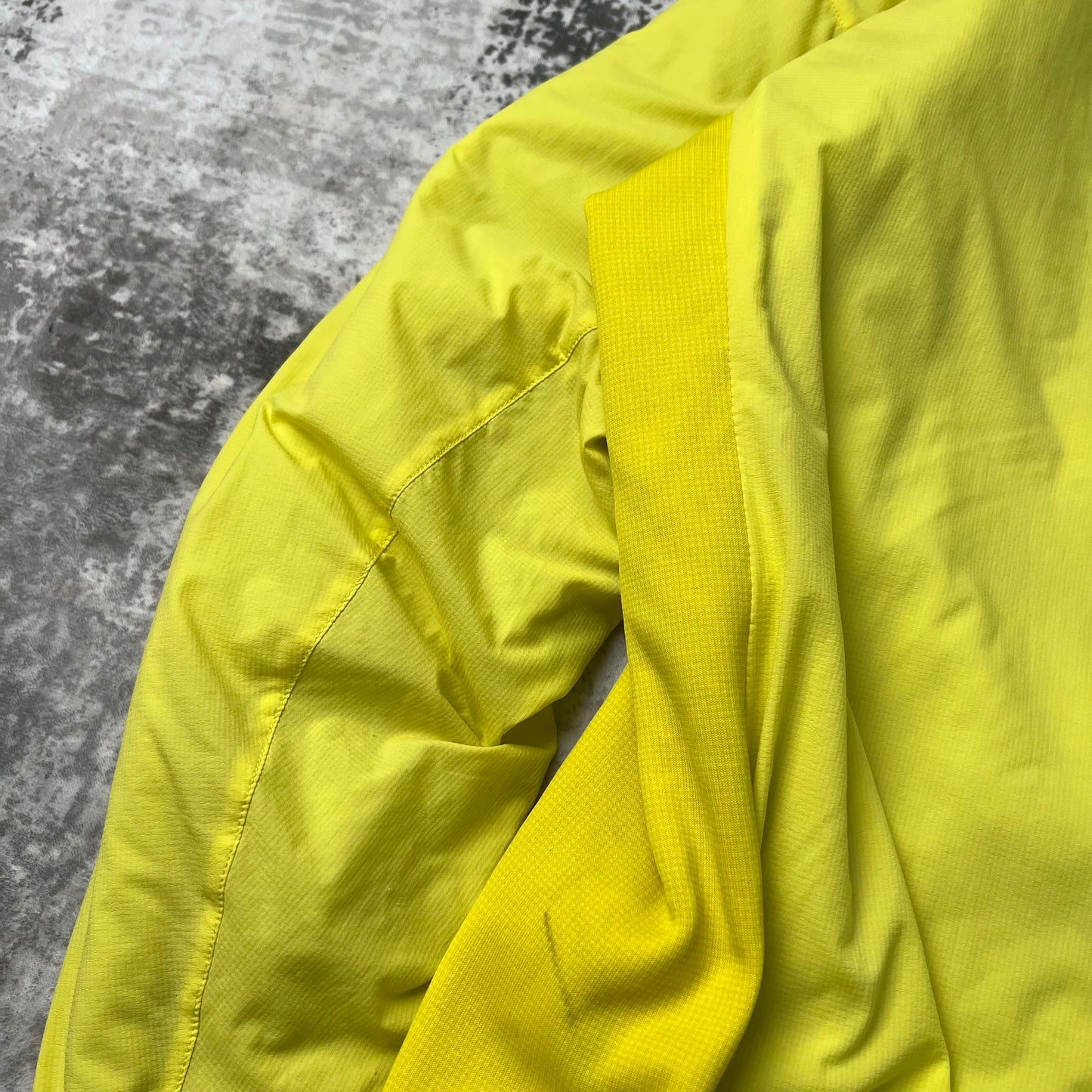 Womens Arc’teryx Atom LT (M)