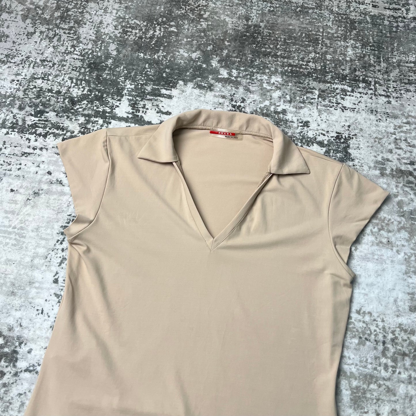 Womens Prada sport 2000’s V-neck T-shirt (L)