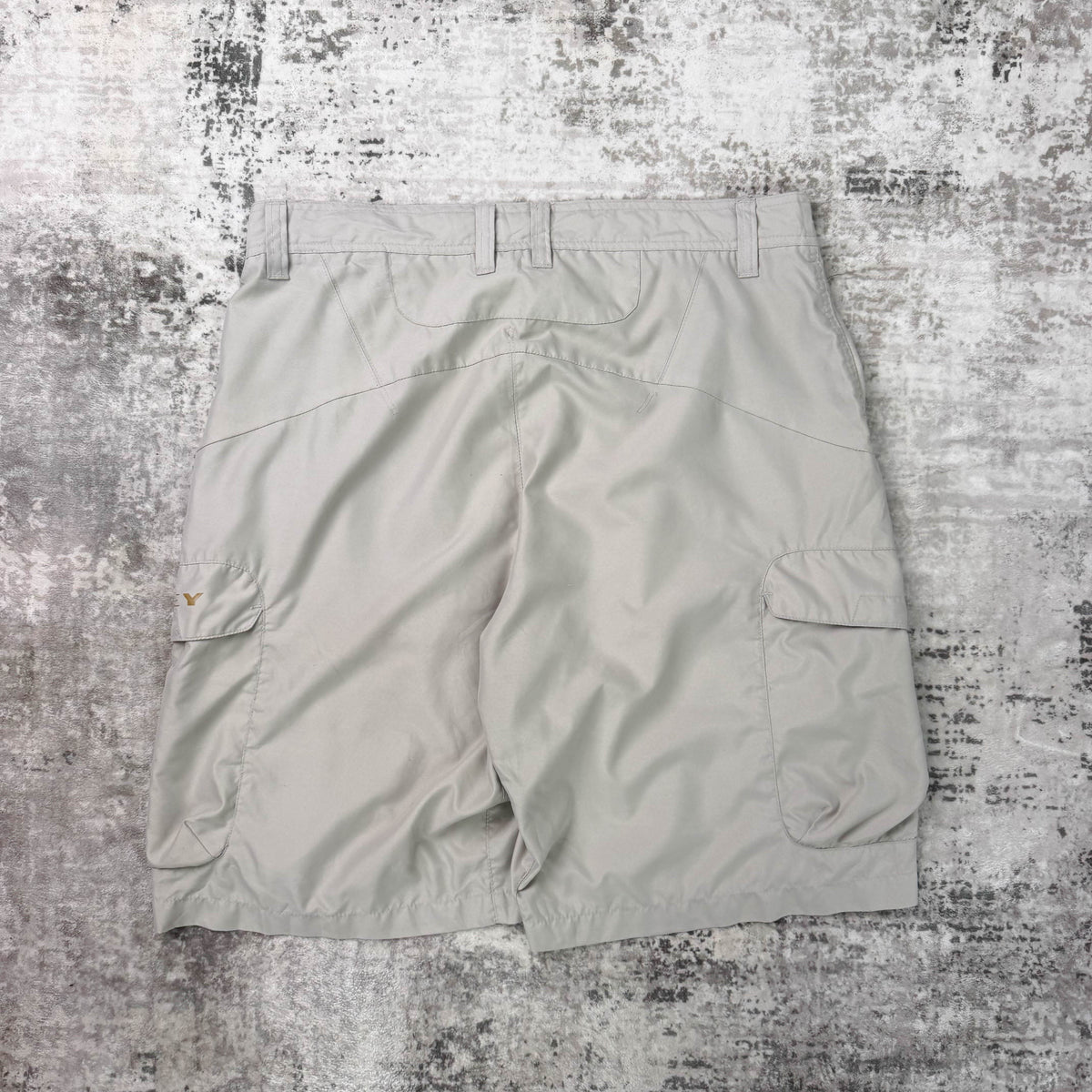 Vintage Oakley Cargo Shorts (W36)