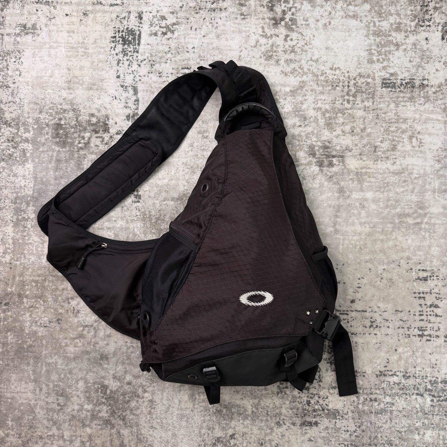 Vintage Oakley Software Sandbag Sling Pack