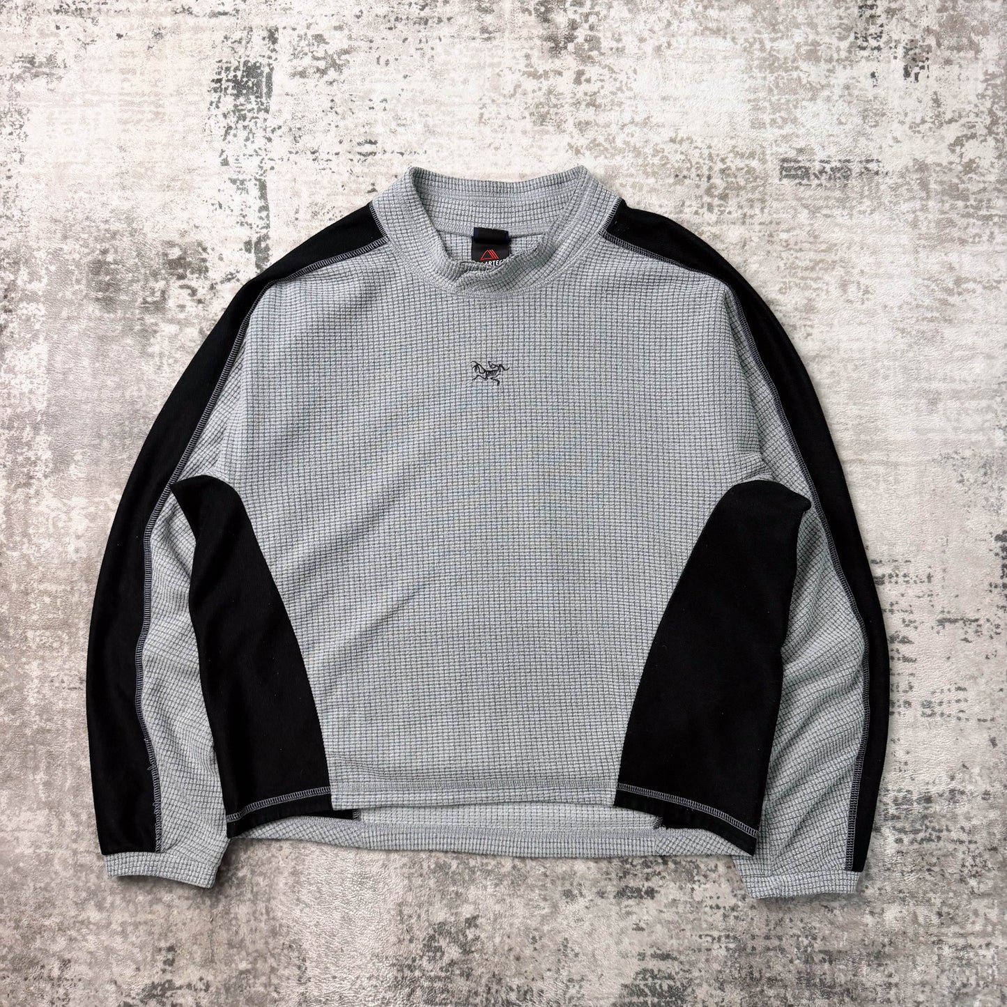Vintage Arc'teryx Delta LT Jersey (L)