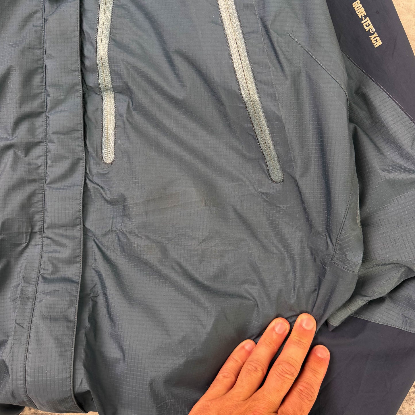 Vintage Arc'teryx Theta LT (M)