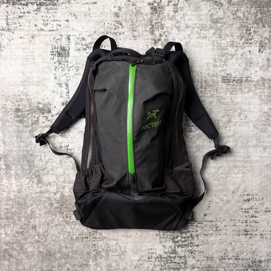 Arc'teryx Arro 22 L Backpack (22L)