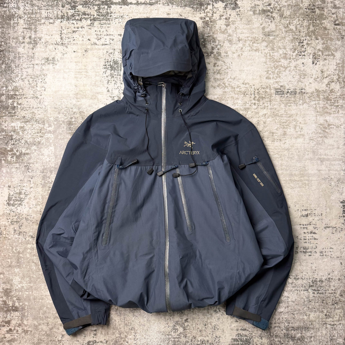 Vintage Arc'teryx Theta AR Goretex Shell Jacket (L)