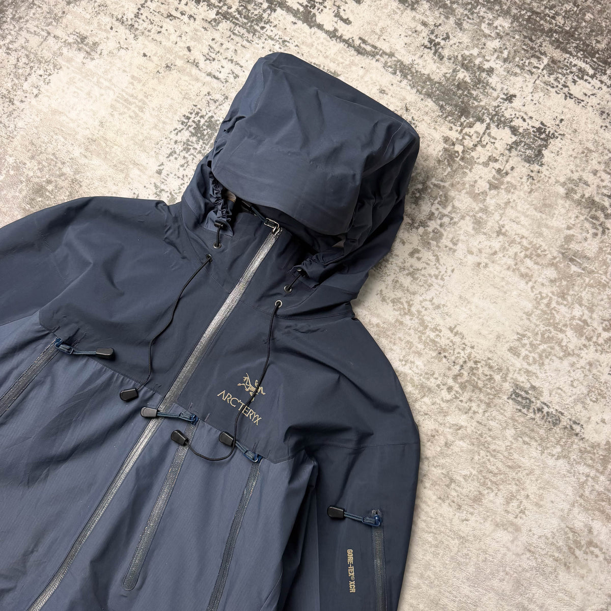 Vintage Arc'teryx Theta AR Goretex Shell Jacket (L)