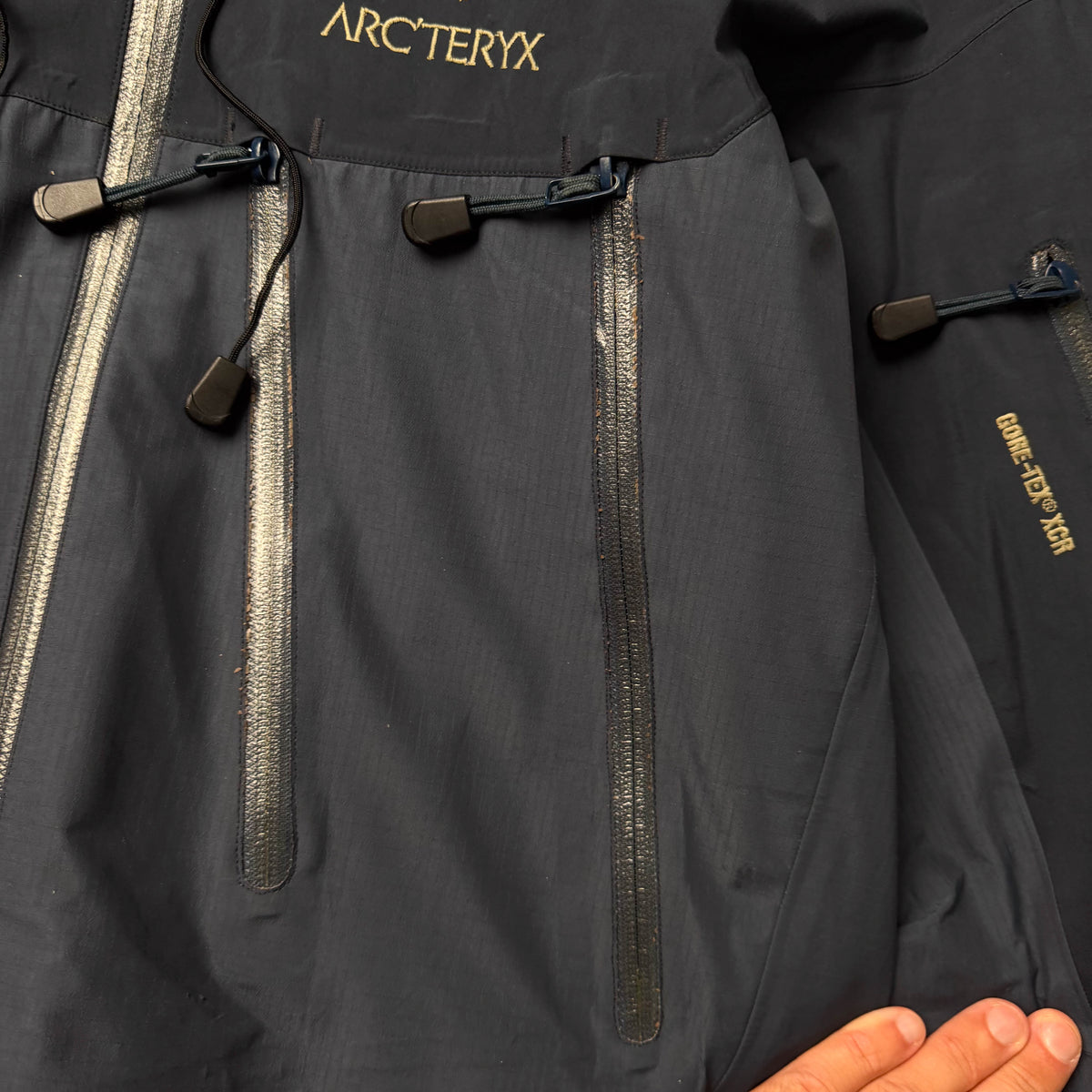 Vintage Arc'teryx Theta AR Goretex Shell Jacket (L)