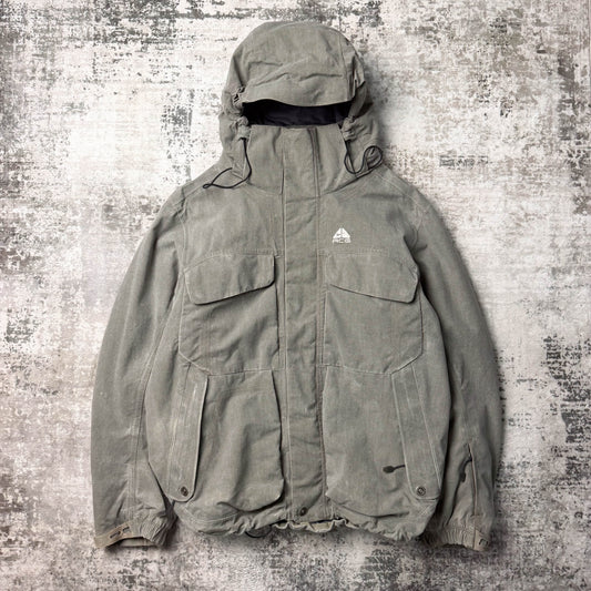Vintage Nike ACG StormFit Jacket (M)