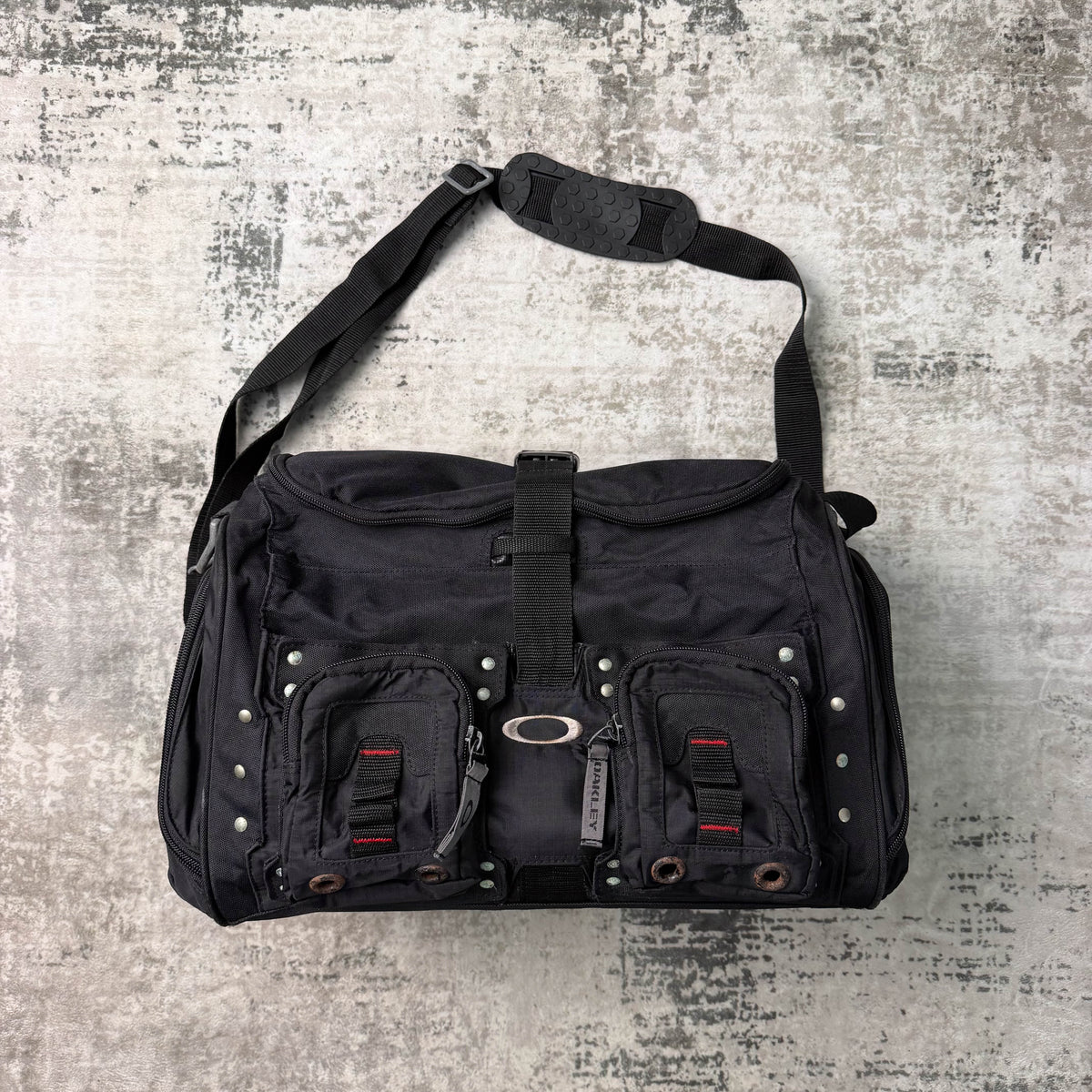 Vintage Oakley Tactical Duffle Bag
