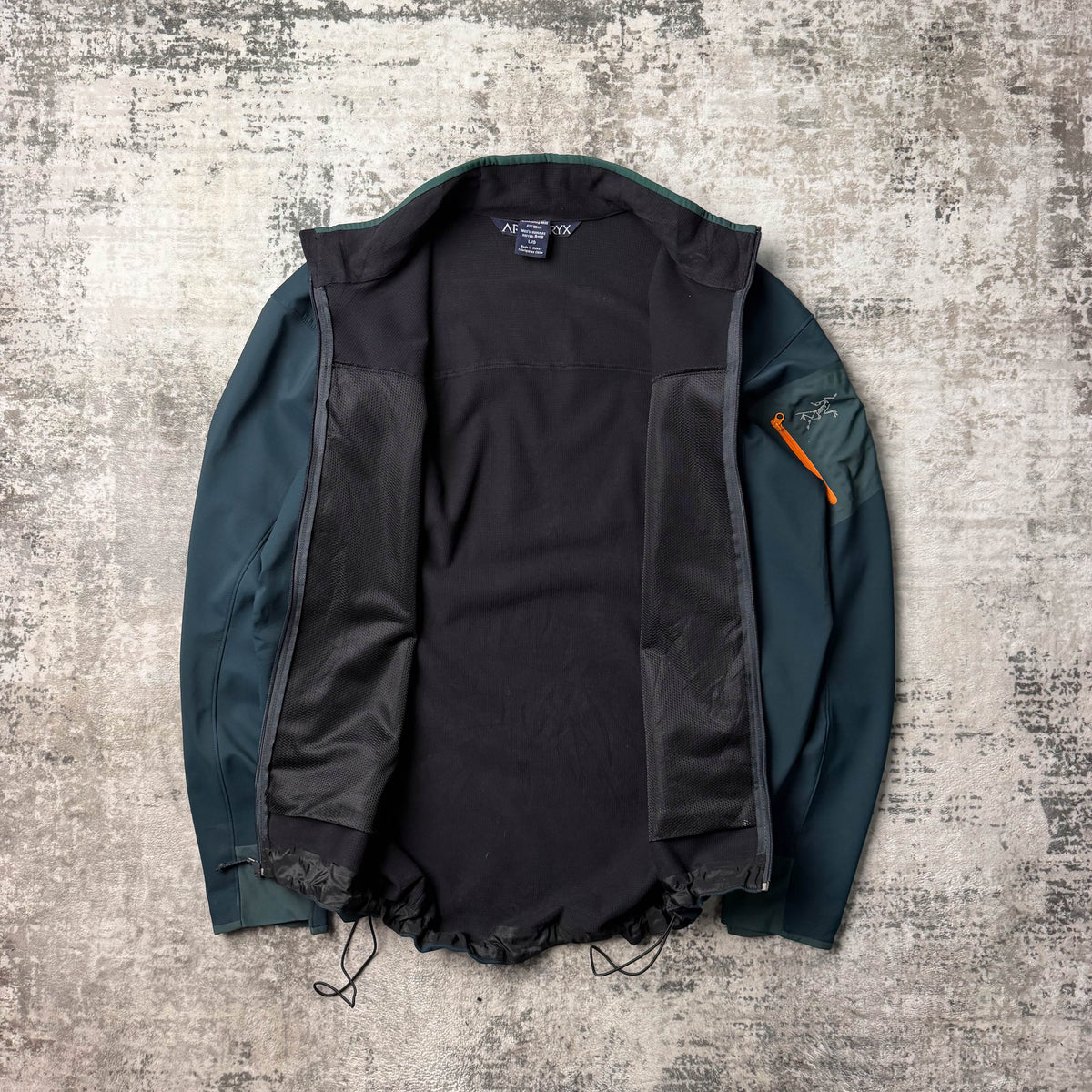 Arc'teryx Epsilon AR Softshell Jacket (L)