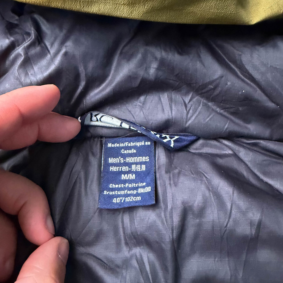 Vintage Arc'teryx Fission SV Goretex Shell Jacket (M)