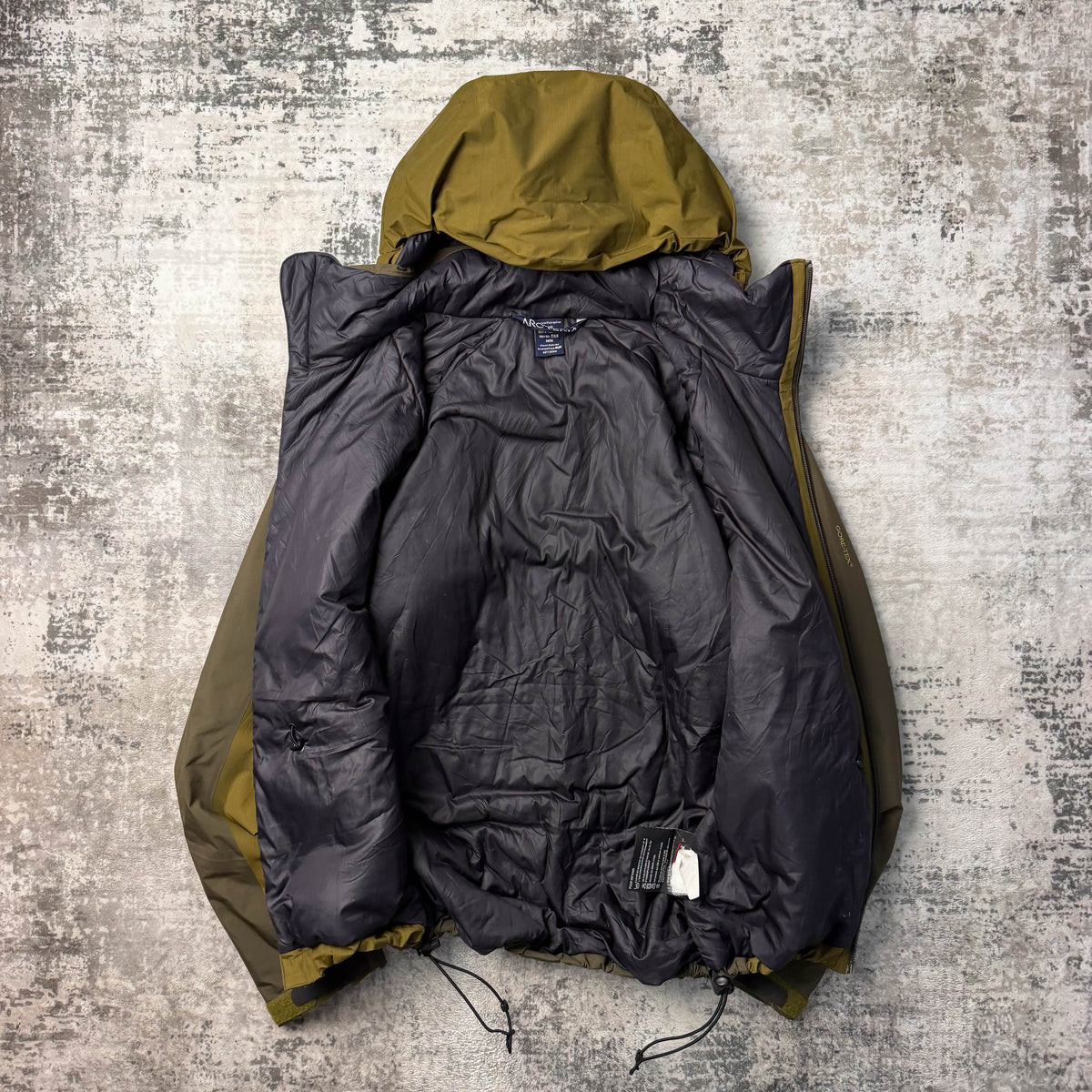 Vintage Arc'teryx Fission SV Goretex Shell Jacket (M)