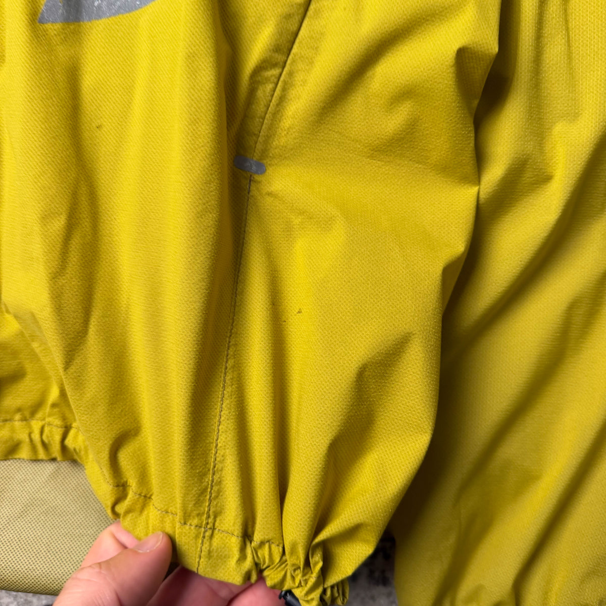 And Wander Light Rain Jacket (S)