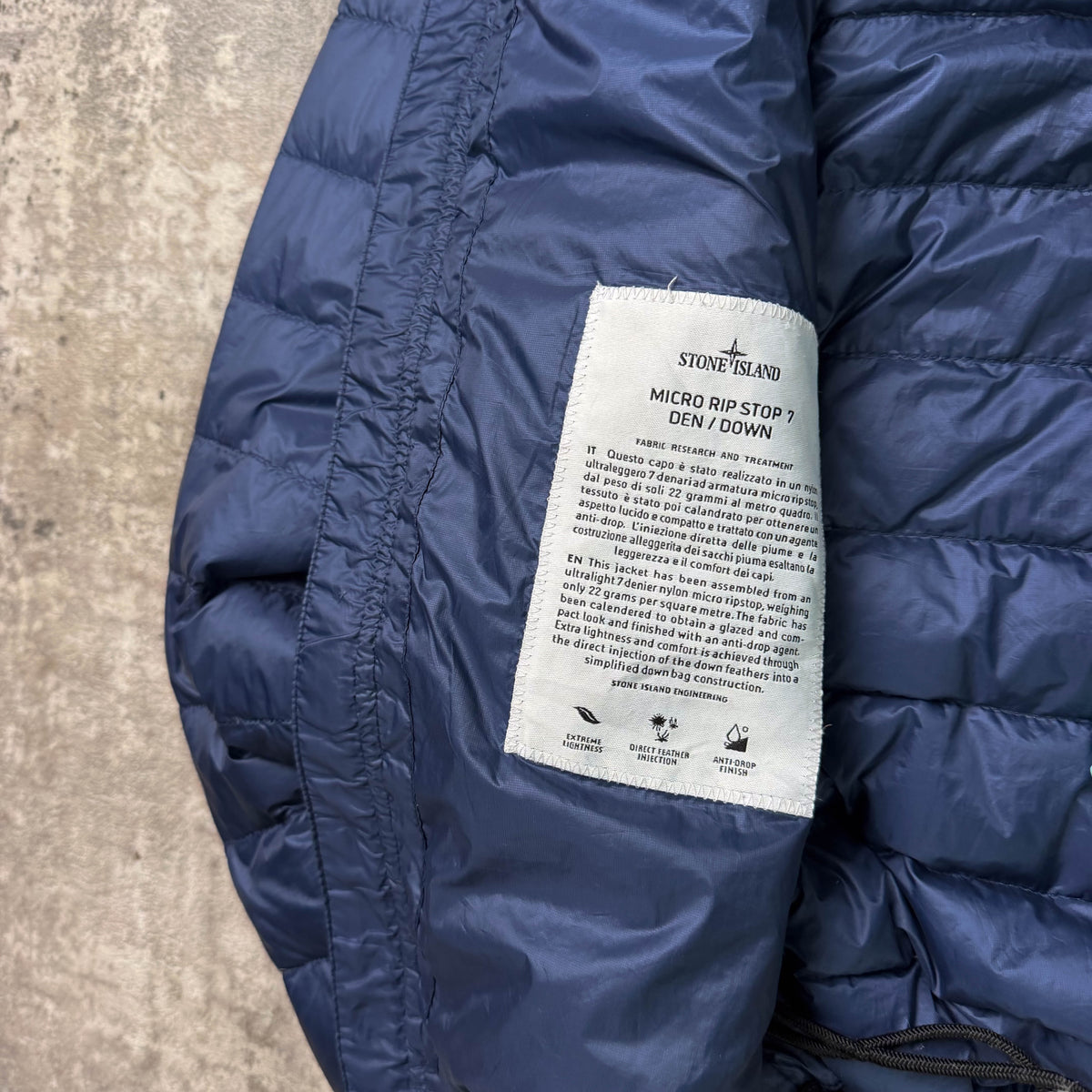 Stone Island Micro Rip Stop 7 Den / Down Jacket (L)