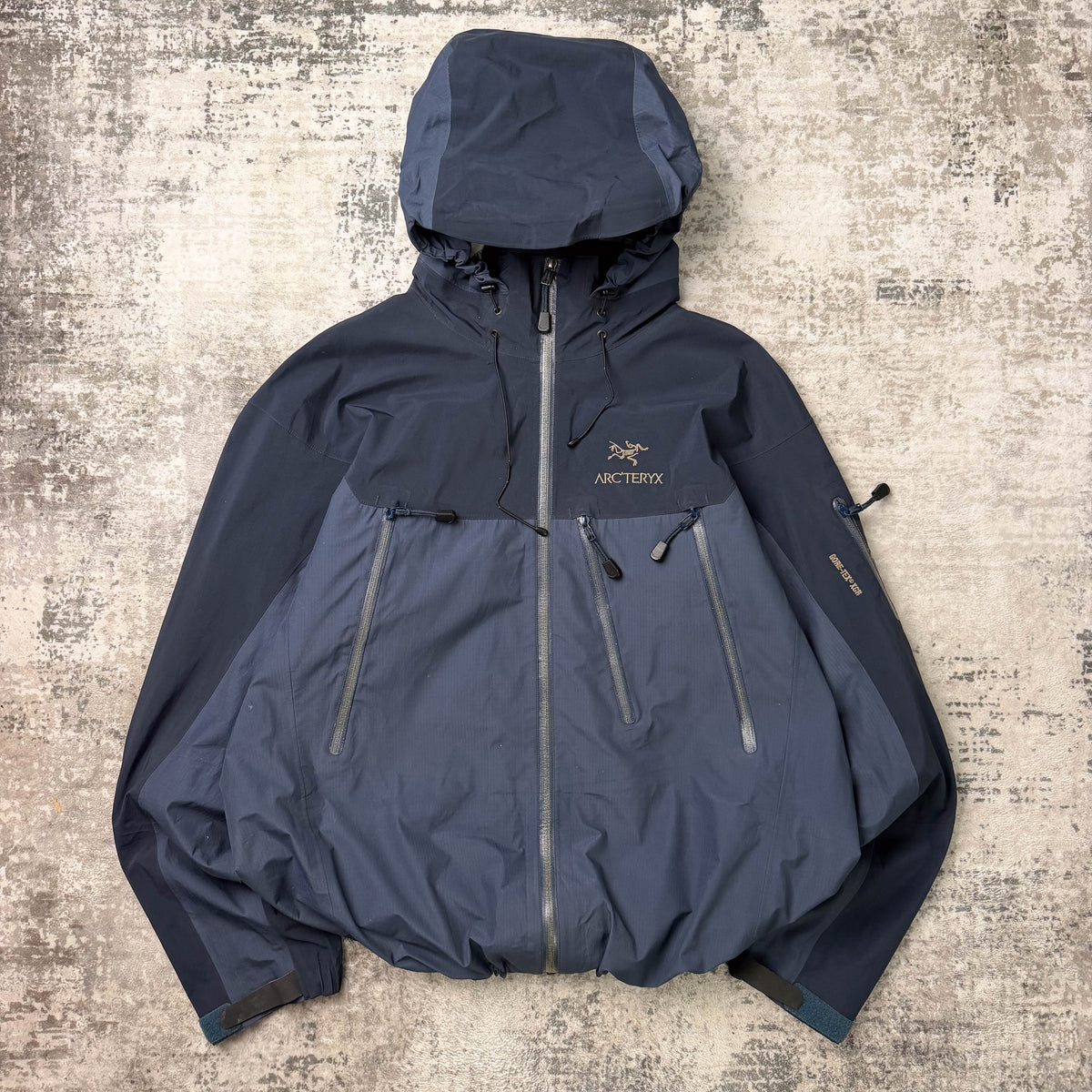 Vintage Arc'teryx Theta AR Goretex Shell Jacket (XL)