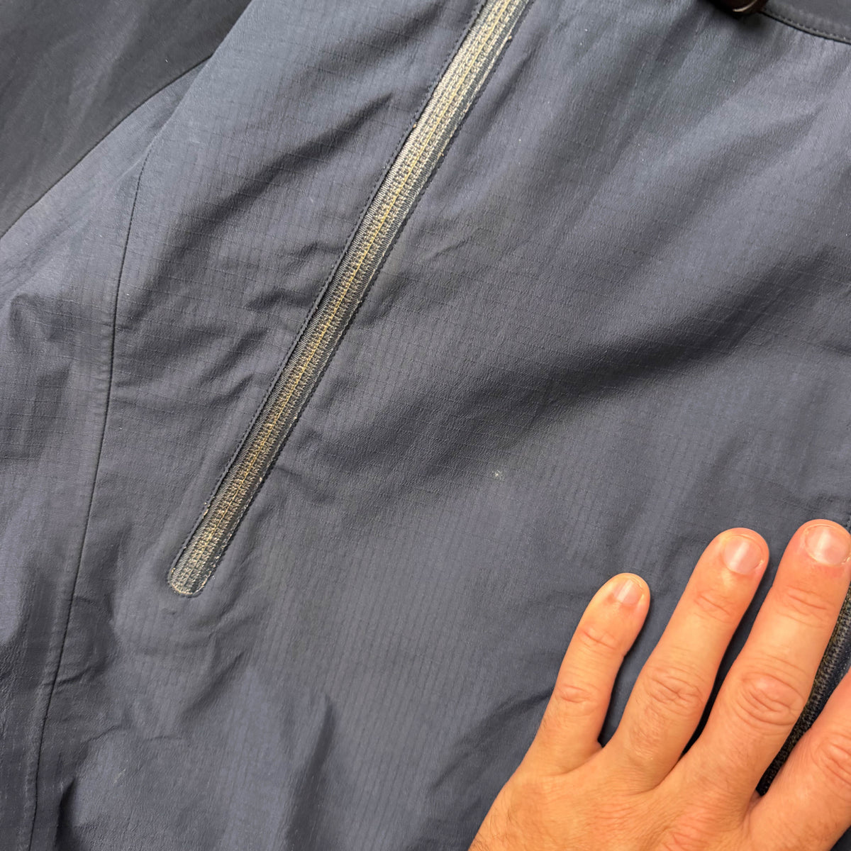Vintage Arc'teryx Theta AR Goretex Shell Jacket (XL)