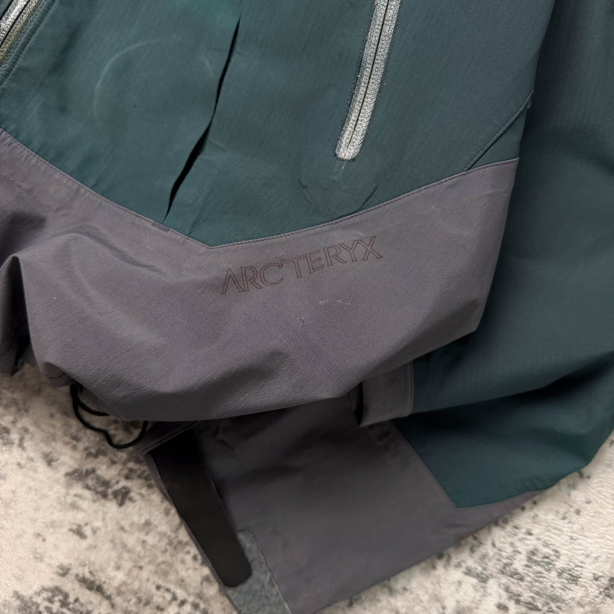 Vintage Arc'teryx Sidewinder SV Goretex Shell Jacket (M)