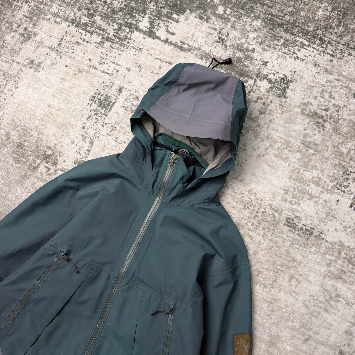 Vintage Arc'teryx Sidewinder SV Goretex Shell Jacket (M)
