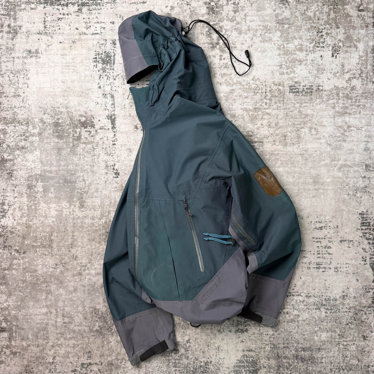 Vintage Arc'teryx Sidewinder SV Goretex Shell Jacket (M)