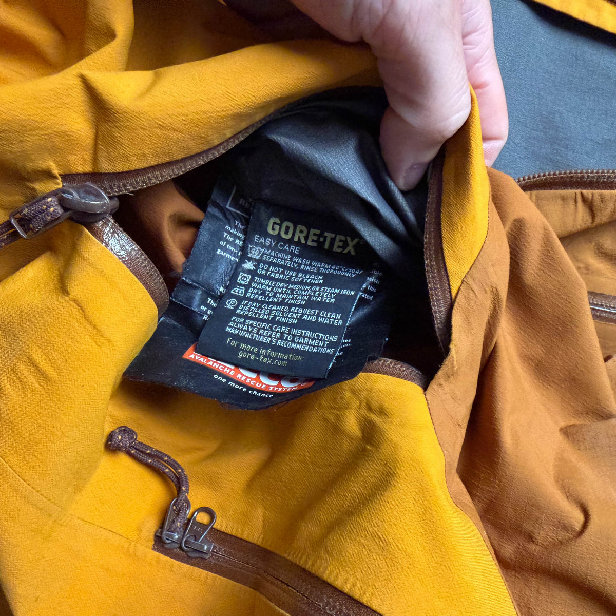 Vintage Arc'teryx Sidewinder AR Goretex Shell Jacket (2XL)