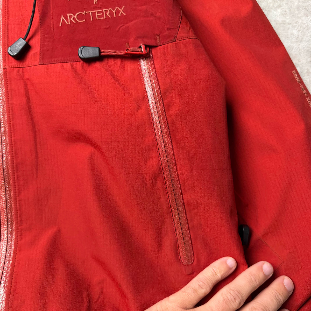 Vintage Arc'teryx Beta AR Gortetex Shell Jacket (M)