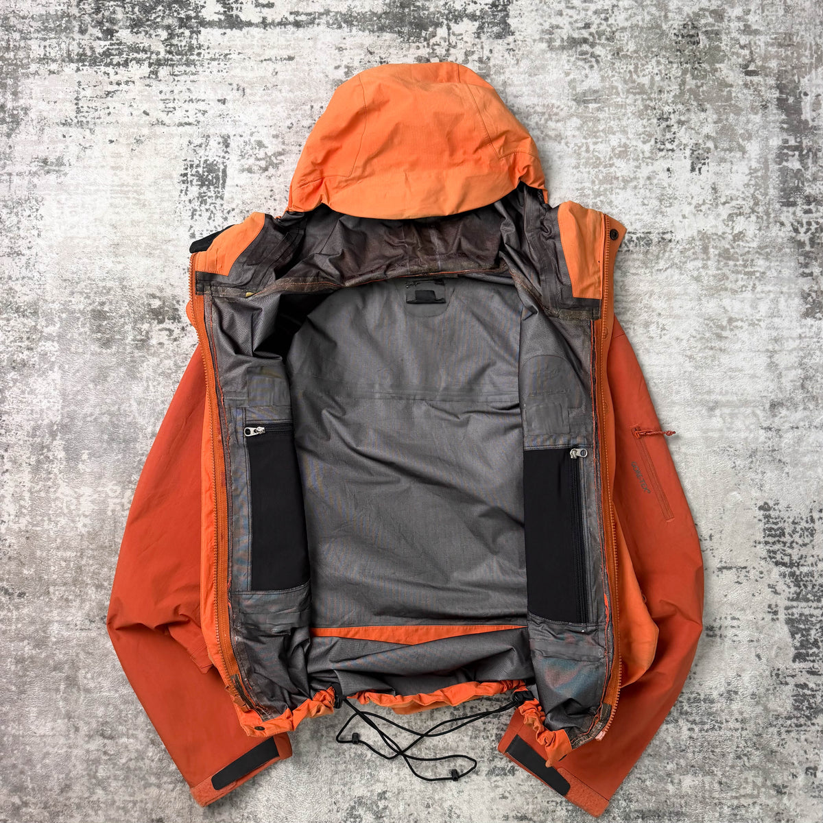 Vintage Arc'teryx Alpha SV Goretex Shell Jacket (M)