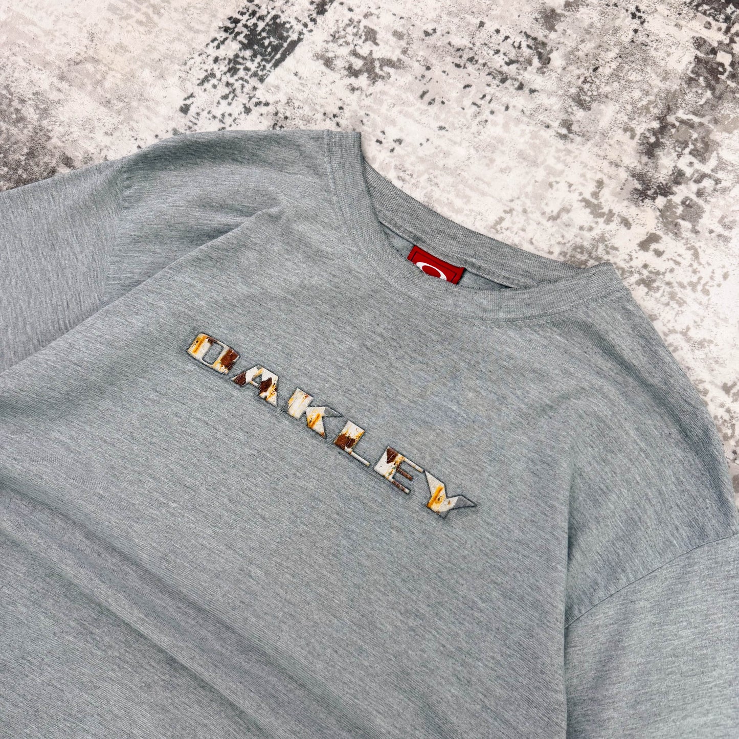 Oakly Graphic T-shirt (L)