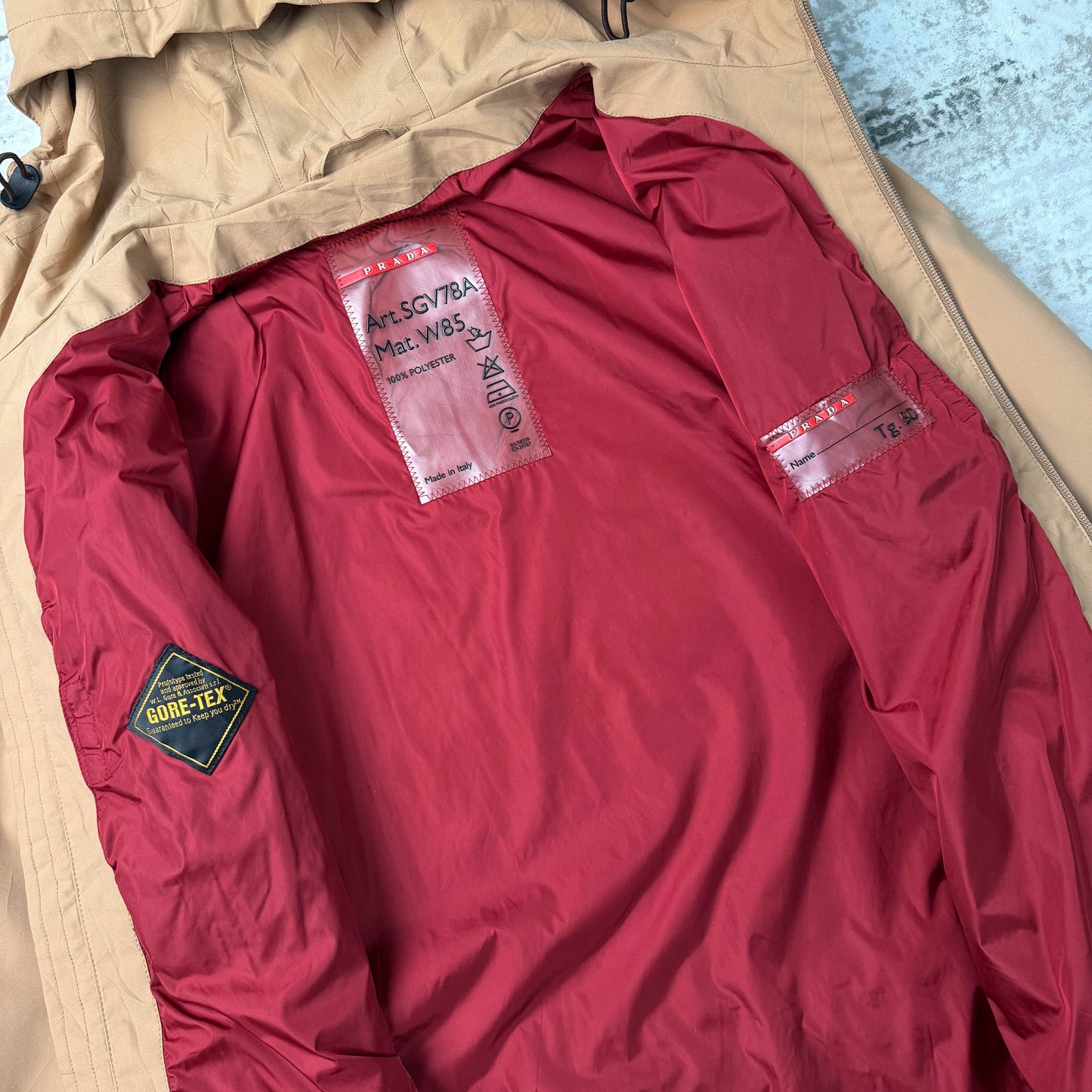 Prada Sport Gore-tex Jacket (L)
