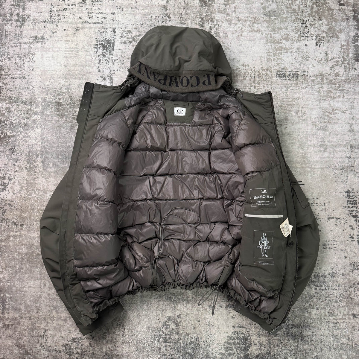 CP Company Micro M (R) Down Jacket (M)