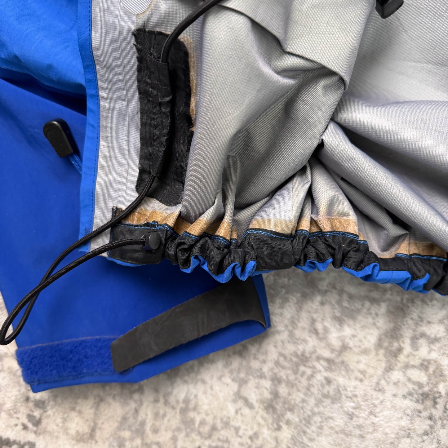Vintage Arc'teryx Beta AR Gore-tex Shell Jacket (M)