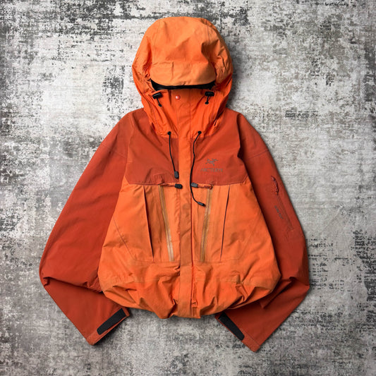 Vintage Arc'teryx Alpha SV Goretex Shell Jacket (M)