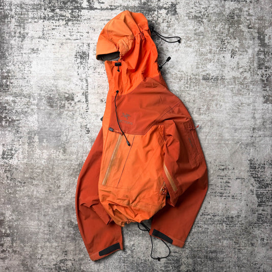 Vintage Arc'teryx Alpha SV Goretex Shell Jacket (M)