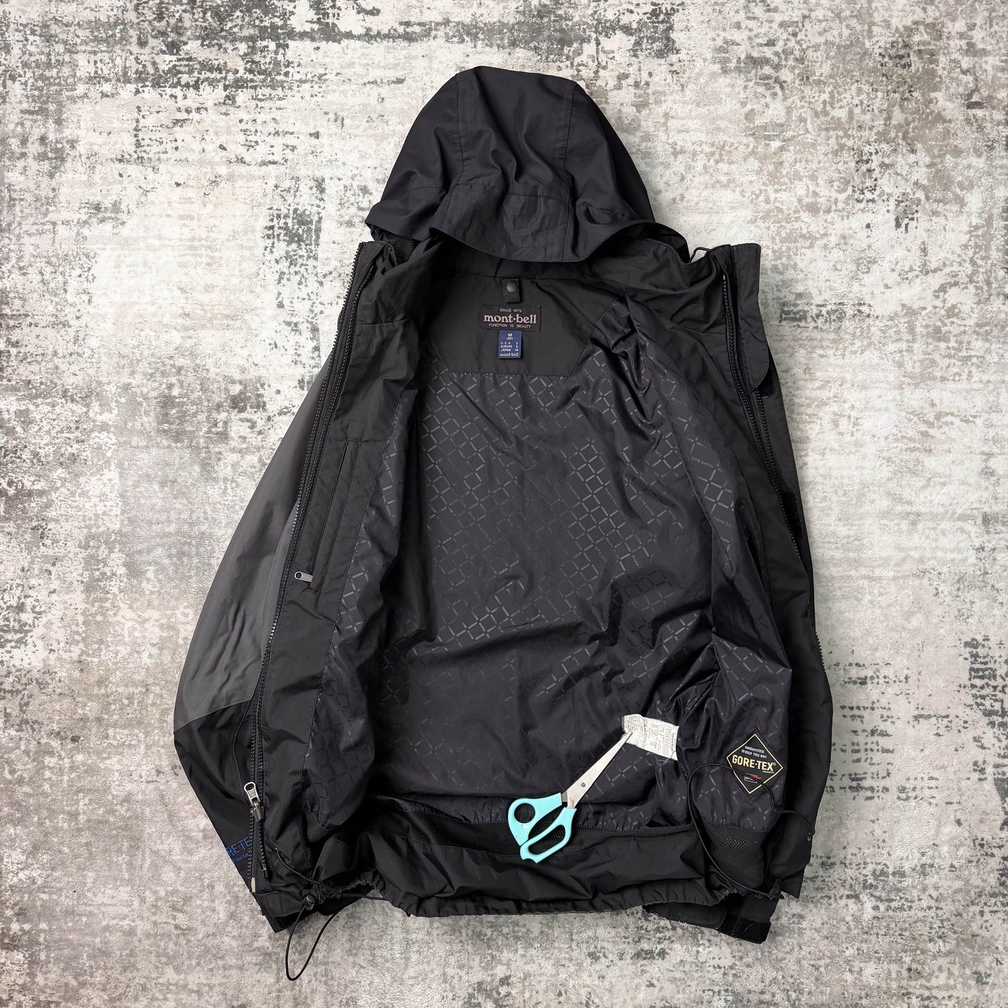 Montbell Gore-tex Jacket (M)