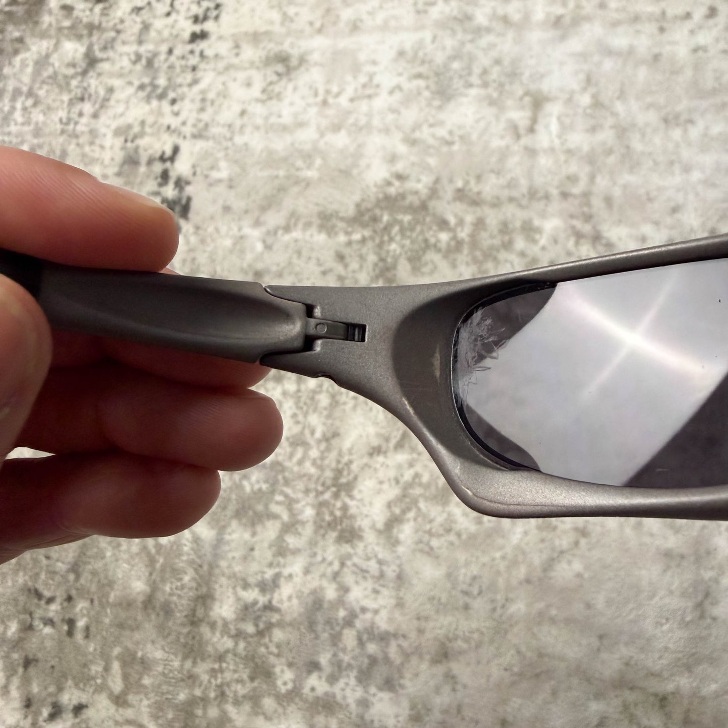 Vintage Oakley Mag Switch Ice Iridium Sunglasses
