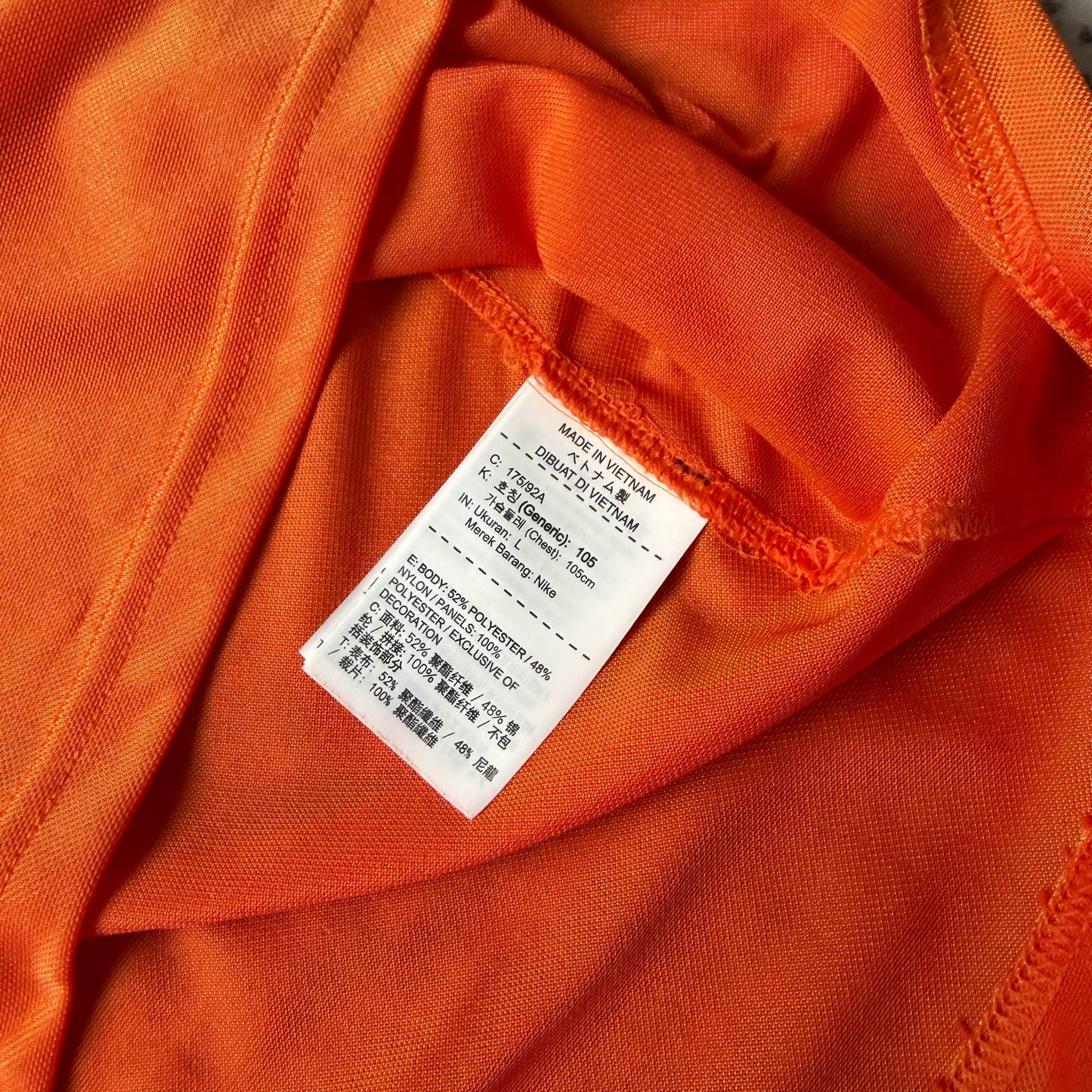 Nike TN Centre Logo T (L)