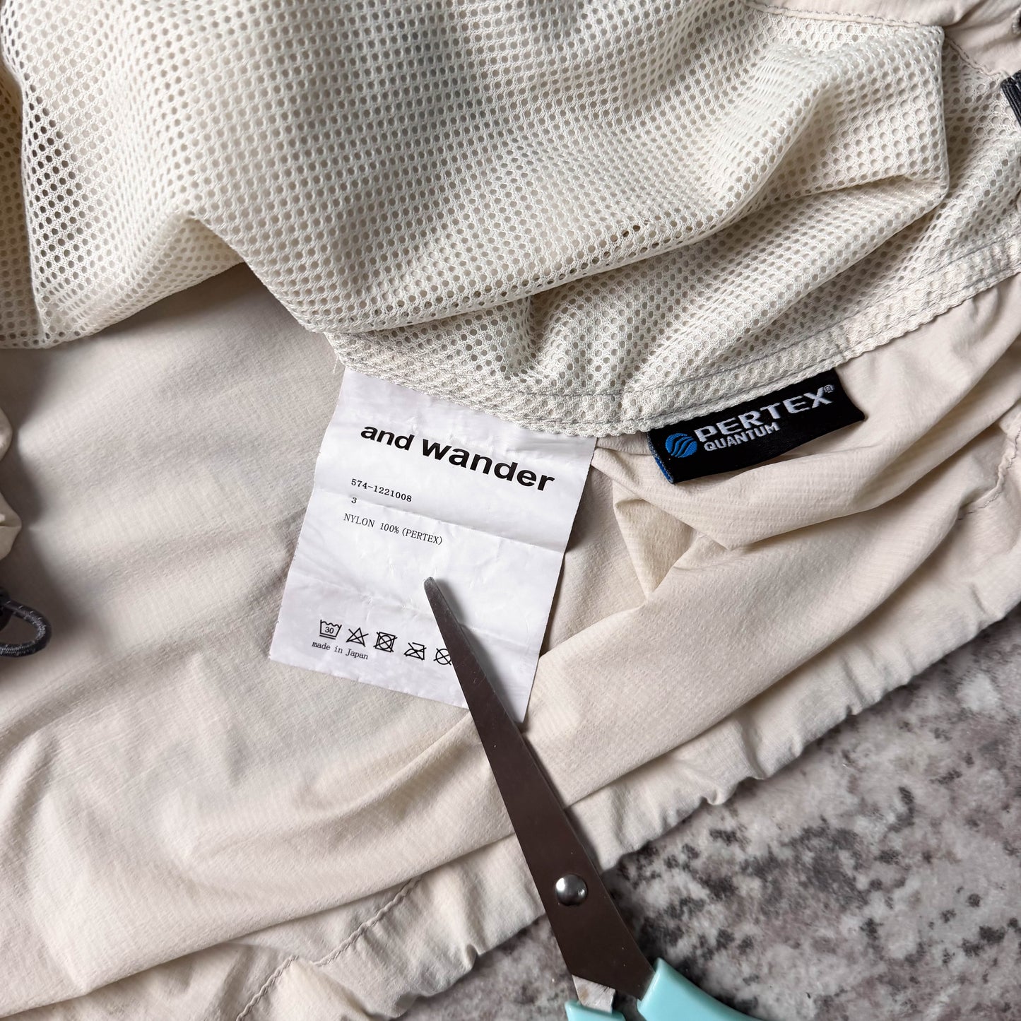 And Wander Pertex Wind Longsleeve Pullover (L)