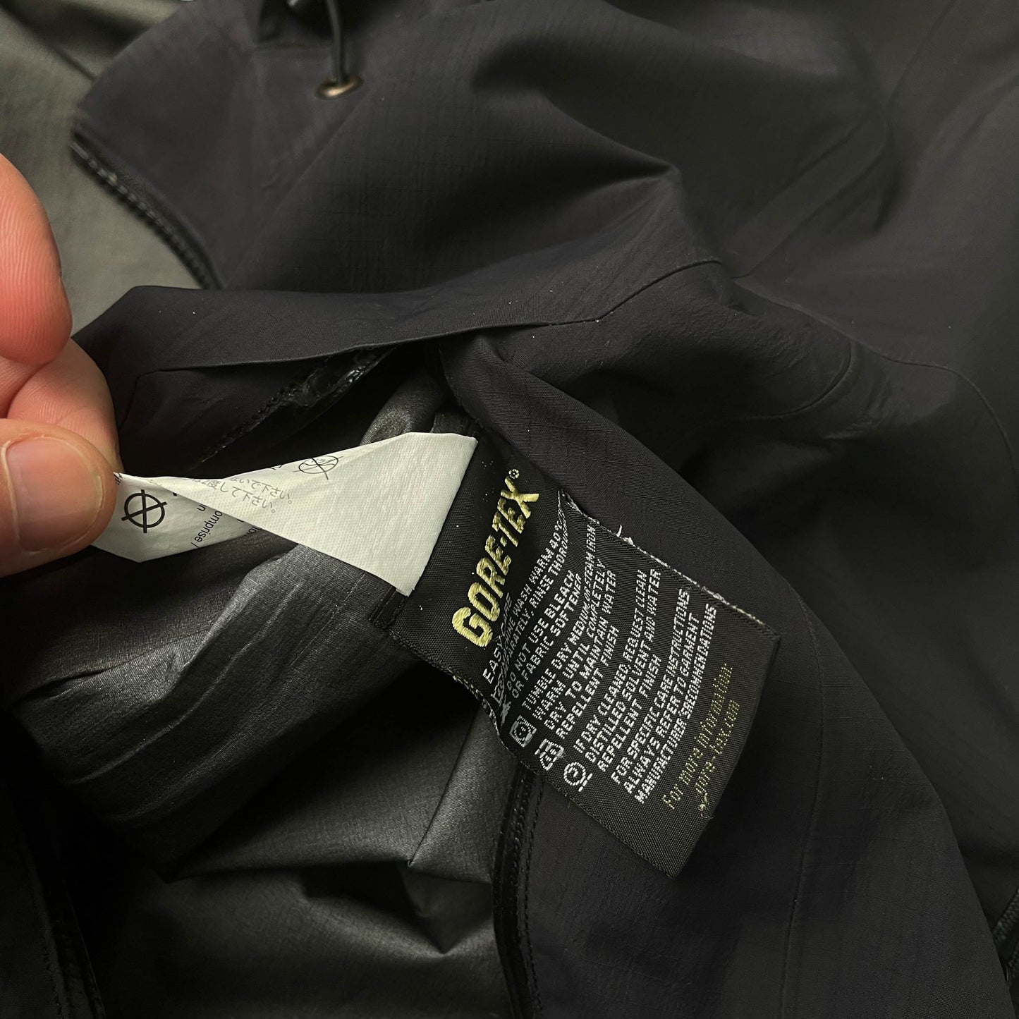 Arc'teryx Theta AR Gore-tex Shell Jacket (L)