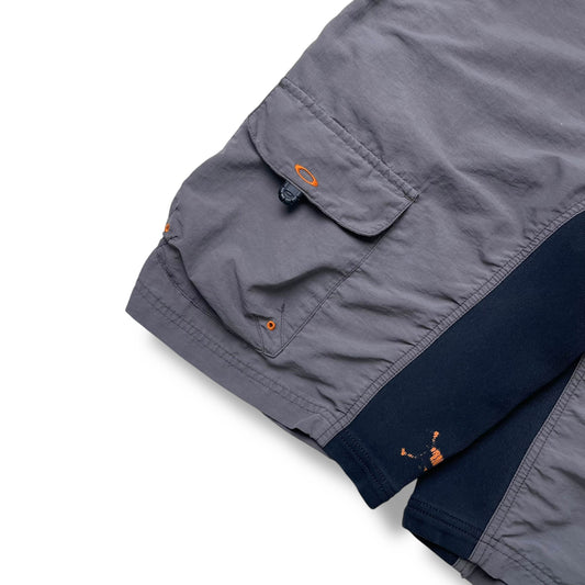 Vintage Oakley Cargo Shorts (S)